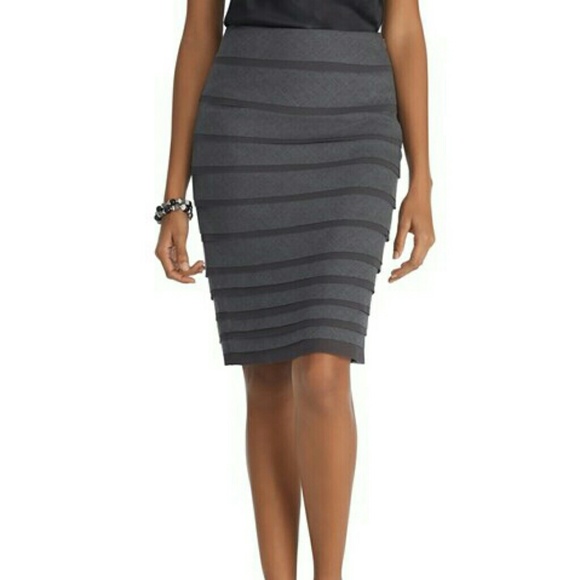 White House Black Market Dresses & Skirts - WHITE HOUSE BLACK MARKET TIERED GRAY SKIRT SIZE 8